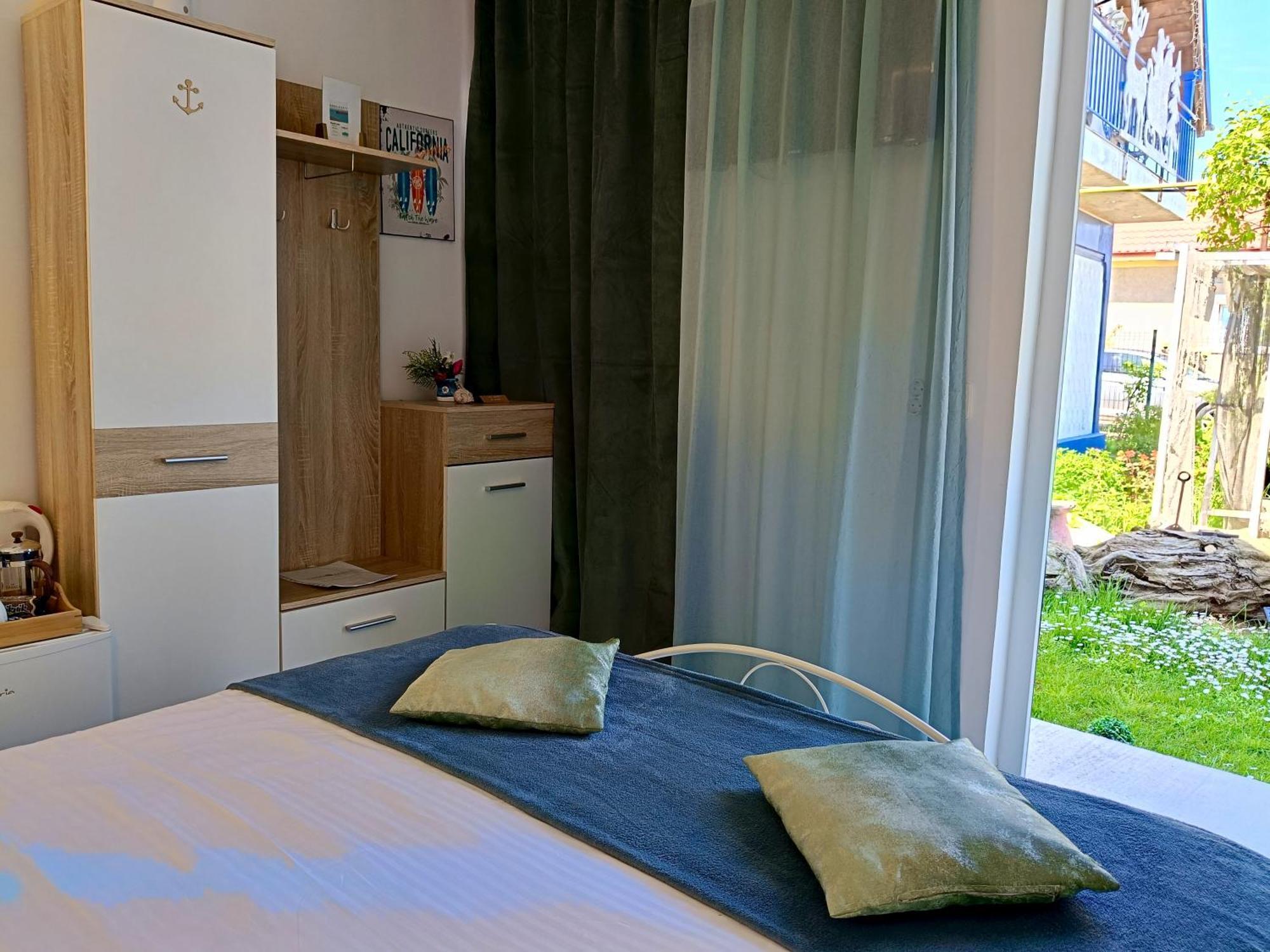 Casa Babica Guesthouse Costinesti Eksteriør bilde